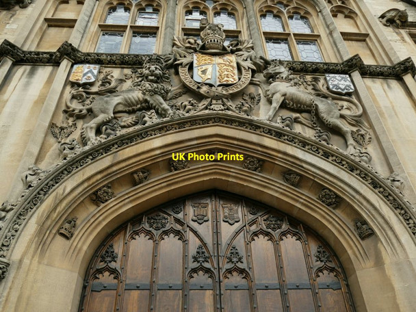 Photo 6"x4" Arms above the High Street entrance to Brasenose College Oxford\/SP5106 c2021