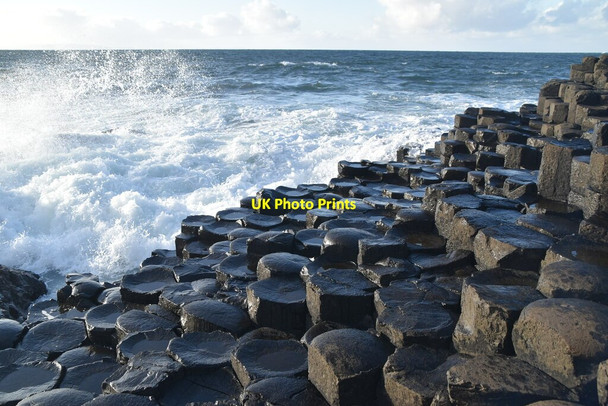 Photo 6"x4" Waves, Giant's Causeway Portballintrae c2021