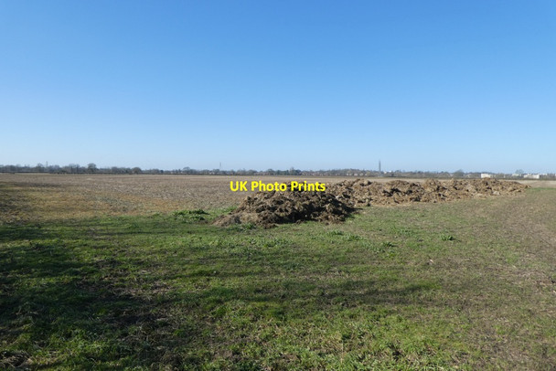 Photo 6"x4" Field and manure Grimston\/SE6451 c2022