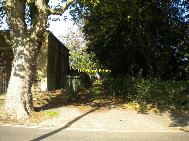 Photo 6"x4" Back lane off Parkfield Avenue, Far Cotton Far Cotton c2021
