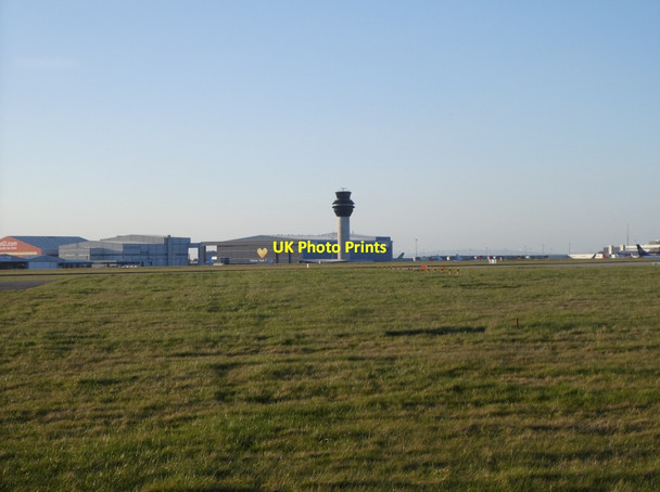 Photo 6"x4" Towards the airport control tower Thorns Green c2022