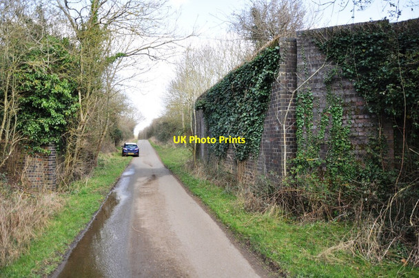 Photo 6"x4" Great Central Railway bridge Wolfhampcote c2022