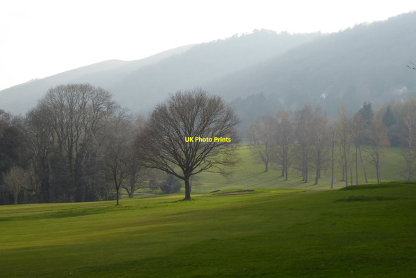 Photo 6"x4" Worcestershire Golf Course and the Malvern Hills Upper Wyche c2022