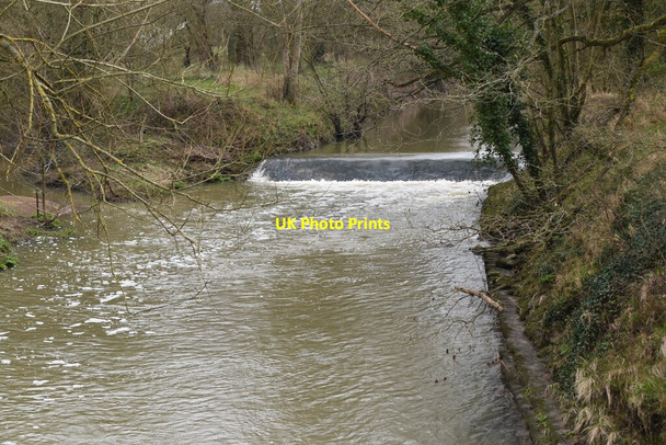 Photo 6"x4" Weir, River Beult Benover c2021