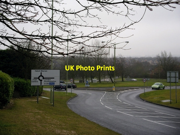 Photo 6"x4" Kempshott Roundabout, Basingstoke Hatch Warren c2006