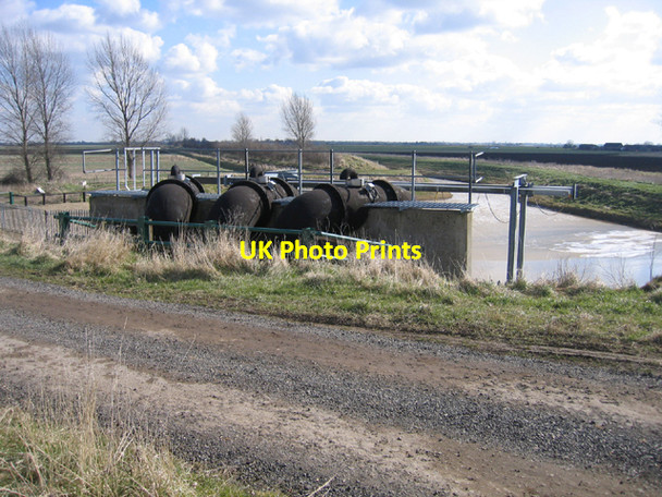 Photo 6"x4" Drainage pumps, Corporation Bank, Crowland, Lincs Stowgate c2006