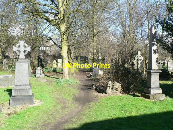 Photo 6"x4" Chapel Allerton Cemetery Leeds\/SE3034 c2006