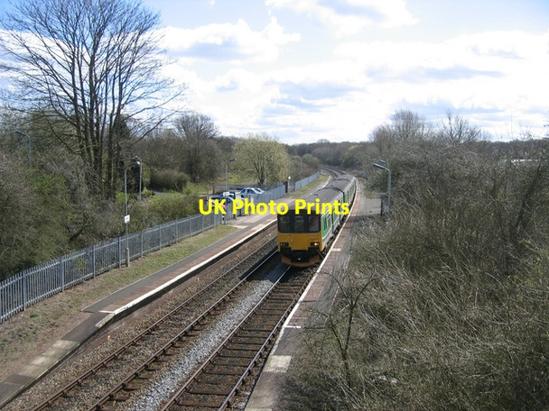 Photo 6"x4" Earlswood Station Tanner's Green c2006