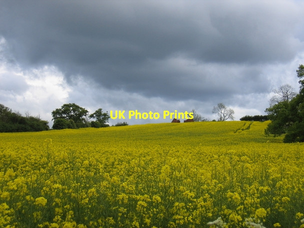 Photo 6"x4" Gathering storm clouds Hunningham c2005