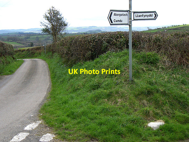 Photo 6"x4" Road Sign Capel Issac c2006