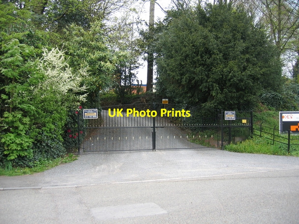 Photo 6"x4" Gates to the former Mount School Bromsgrove c2006
