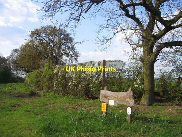 Photo 6"x4" Roadside signs in Spernal Lane New End\/SP1060 c2006