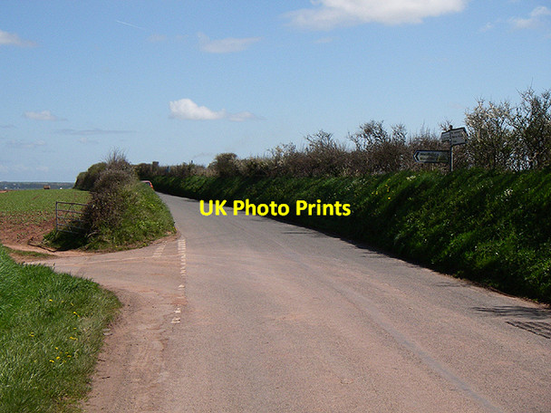 Photo 6"x4" Road Junction Bicton\/SM8407 c2006