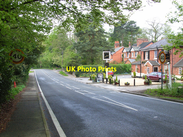 Photo 6"x4" Chertsey Road, Windlesham Brick Hill\/SU9564 c2006