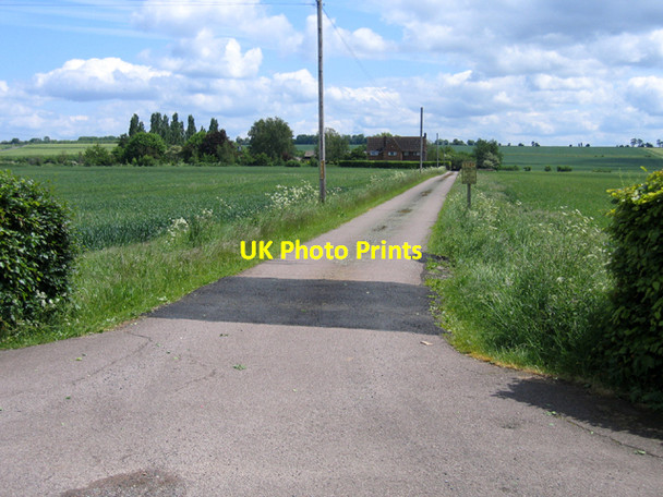 Photo 6"x4" Standalone Farm drive, Sutton, Beds Potton c2006