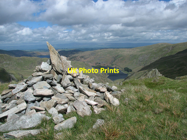 Photo 6"x4" Mardale Ill Bell Summit Cairn. Mardale Ill Bell c2006