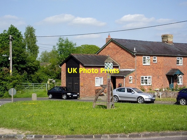 Photo 6"x4" Village sign, The Pound, Broughton Broughton\/SU3032 c2006