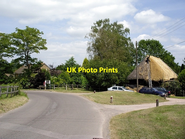 Photo 6"x4" Rethatching in East Grimstead East Grimstead c2006