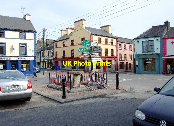 Photo 6"x4" DUNMORE - The Square Dunmore\/M5063 c2006
