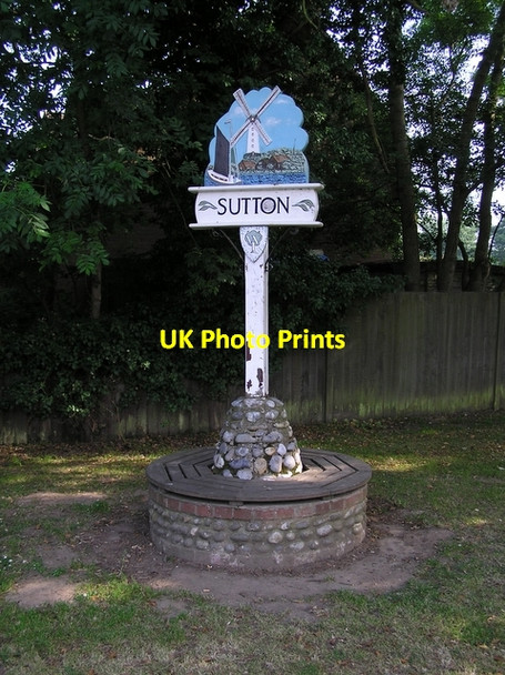 Photo 6"x4" Village Sign, Sutton Sutton\/TG3823 c2006