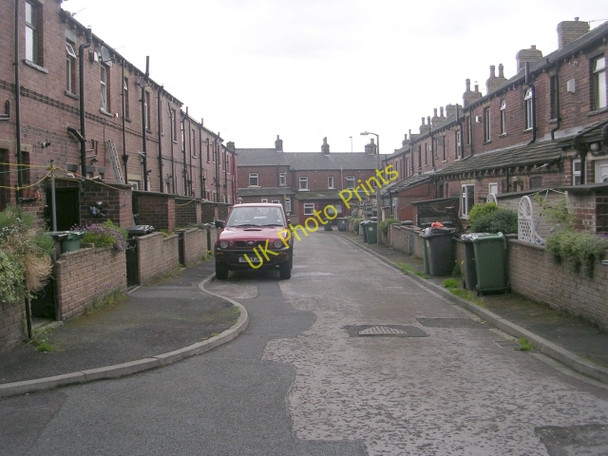 Photo 6"x4" Beechfield Terrace Cleckheaton c2009