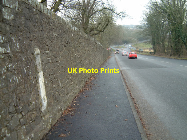 Photo 6"x4" Milestone - 1 Mile to Chepstow Chepstow\/Cas-Gwent c2006