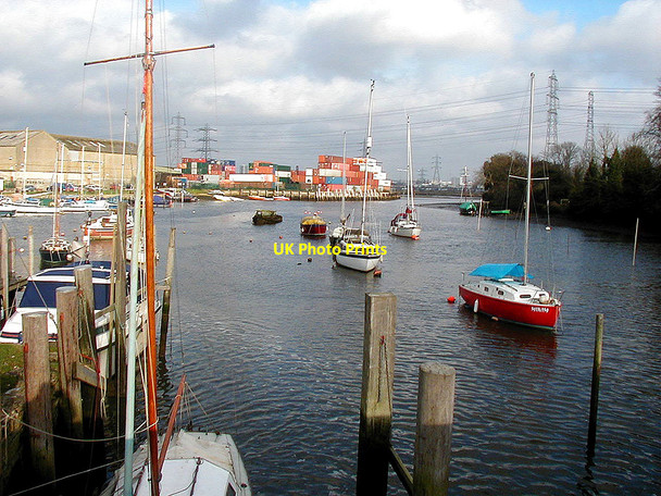 Photo 6"x4" Eling Quay Totton c2002 P1