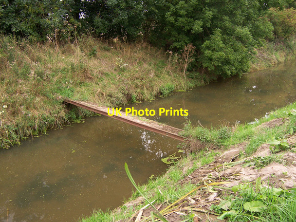 Photo 6"x4" Footway over Land Drain Horkstow c2006