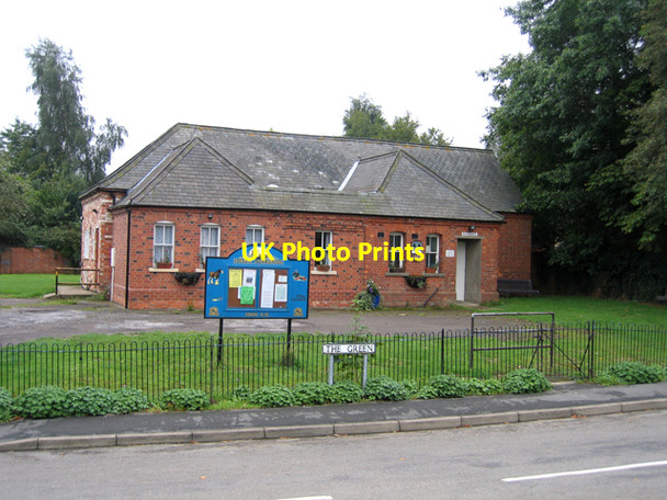 Photo 6"x4" Village Hall, Kirkby Underwood, Lincs Kirkby Underwood c2006
