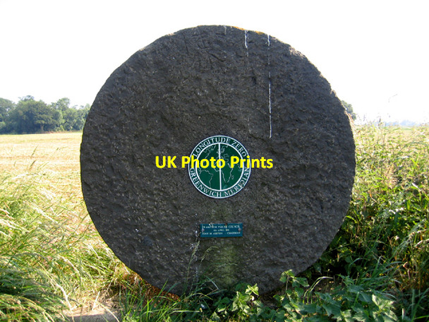 Photo 6"x4" Longitude Zero: Greenwich Meridian monument, Frampton Roads, Frampton, Lincs Sandholme\/TF3337 c2006
