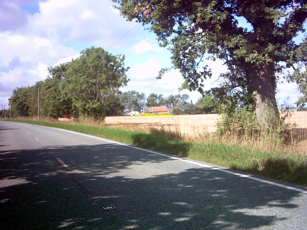 Photo 6"x4" Boundary Farm & A1120 Badingham Road Bruisyard c2006