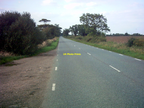 Photo 6"x4" A144 Stone Street Spexhall c2006