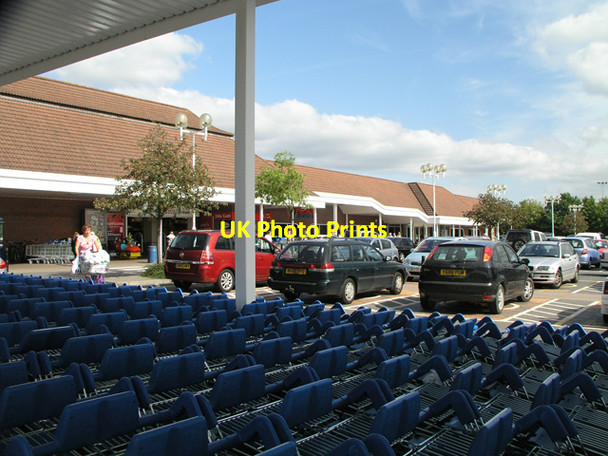 Photo 6"x4" Tesco, Broadbridge Heath Horsham\/TQ1731 c2006