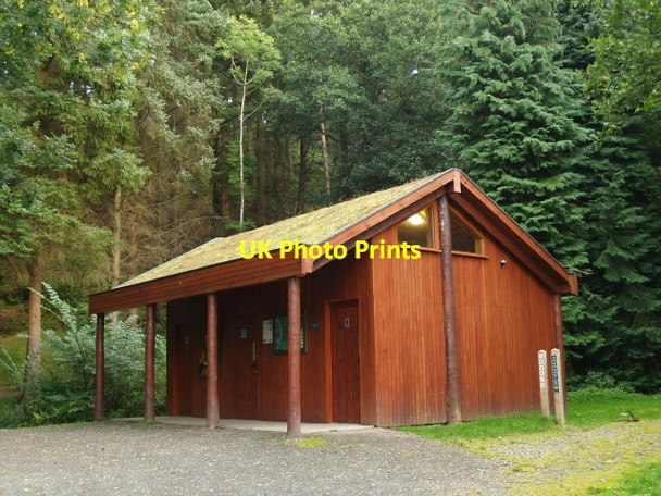 Photo 6"x4" Visitor Centre and toilets, Cardrona Forest Kirkburn\/NT2938 c2006