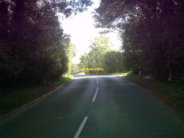Photo 6"x4" The B1117 Vicarage Road Laxfield c2006