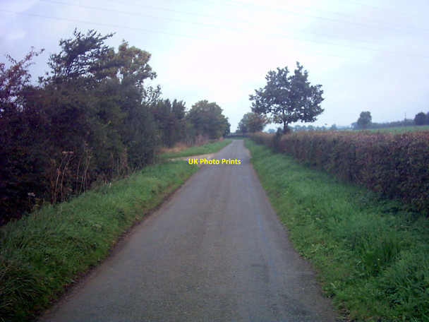 Photo 6"x4" Rumburgh Lane, High Street High Street\/TM3684 c2006