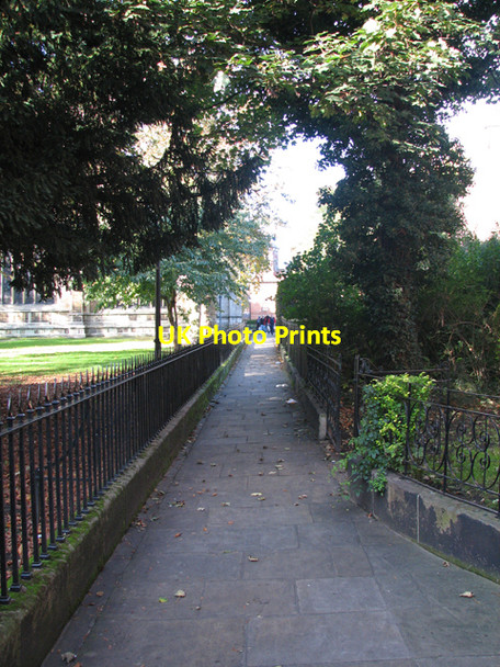 Photo 6"x4" Church Walk Newark-on-Trent c2006