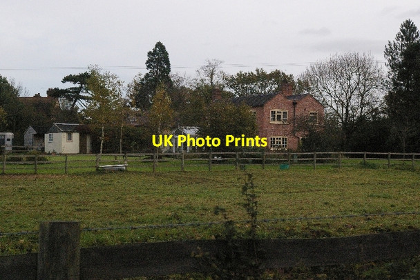 Photo 6"x4" Church Cottage, Worleston Worleston c2006
