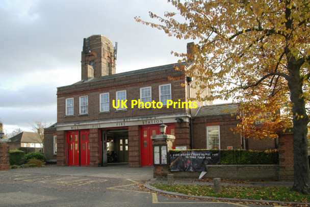 Photo 6"x4" Mill Hill fire station Edgware c2006