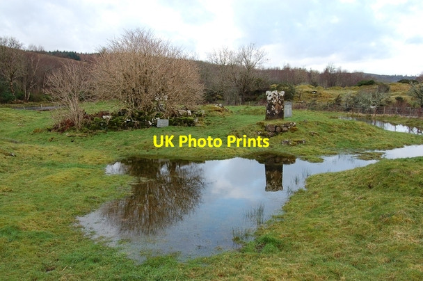 Photo 6"x4" Graves on Saint Columba's Isle Carbost\/NG4248 c2007