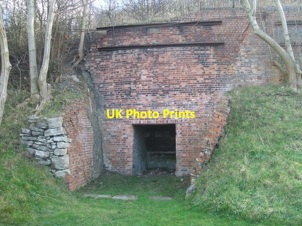 Photo 6"x4" Lime kiln on the Wren's Nest Dudley\/SO9390 c2007