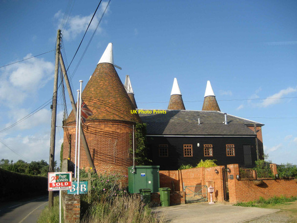 Photo 6"x4" Kings Oast, Lees Road, Laddingford, Kent Congelow c2006
