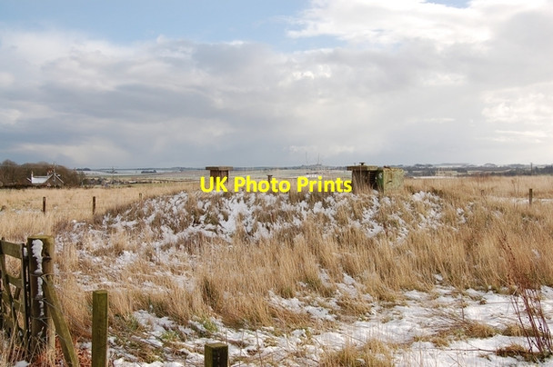 Photo 6"x4" ROC observation post Udny Station c2007