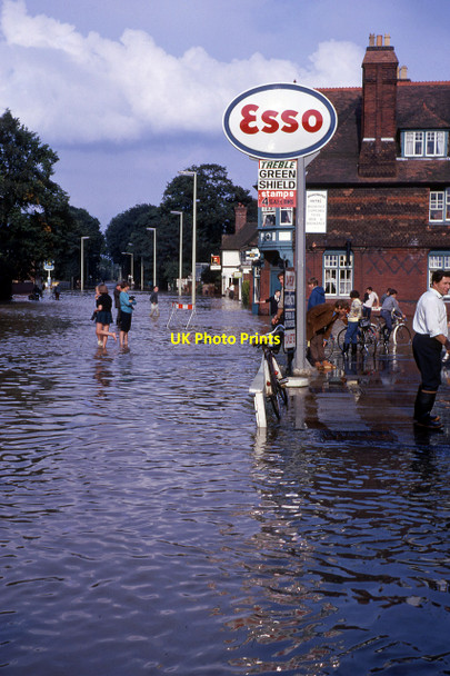 Photo 6"x4" Flood on Meadrow (A3100) Godalming c1968