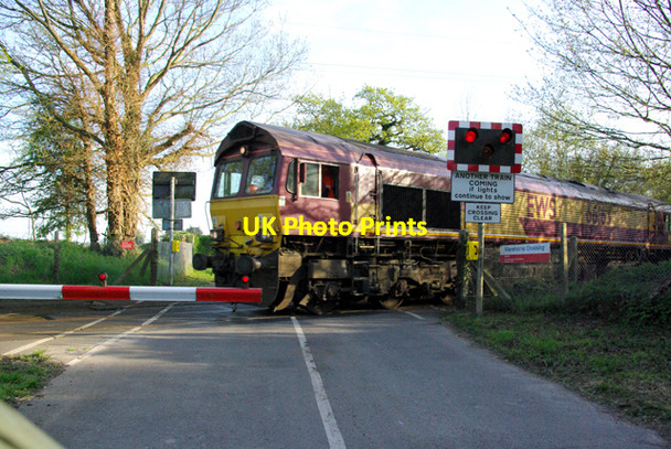 Photo 6"x4" Warehorne level crossing Warehorne c2007