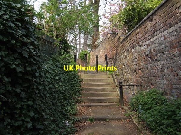 Photo 6"x4" Footpath to Clifton Road, Tettenhall Wolverhampton c2007