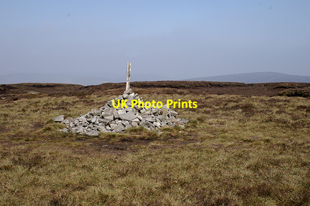 Photo 6"x4" Fair Snape Fell summit Bleasdale c2007