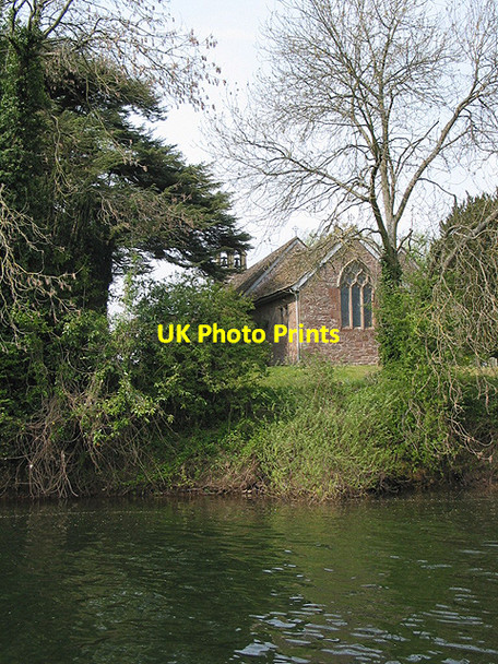 Photo 6"x4" Church on the River Wye, near Symonds Yat Great Doward c2007