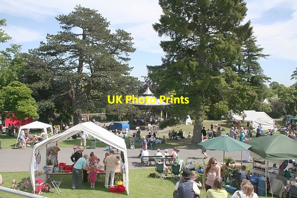 Photo 6"x4" Priory Park - Elgar's 150th Birthday Party Great Malvern c2007