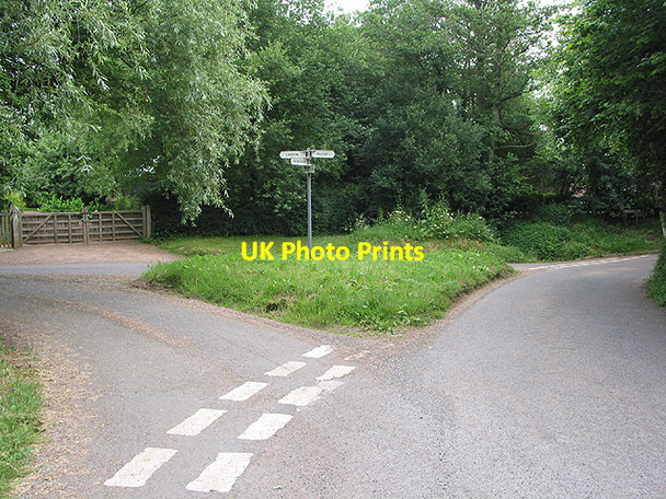 Photo 6"x4" Road junction near Gorsley. Gorsley c2007